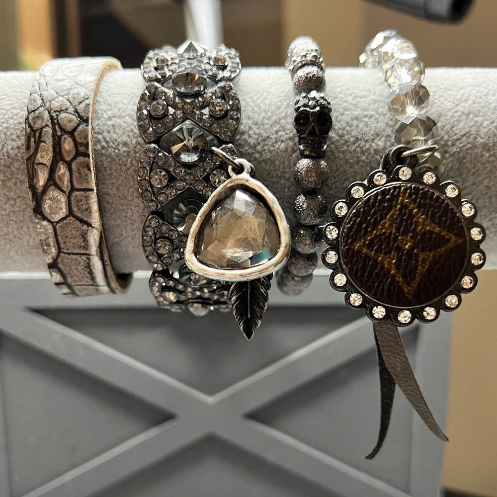 4 set of bracelets